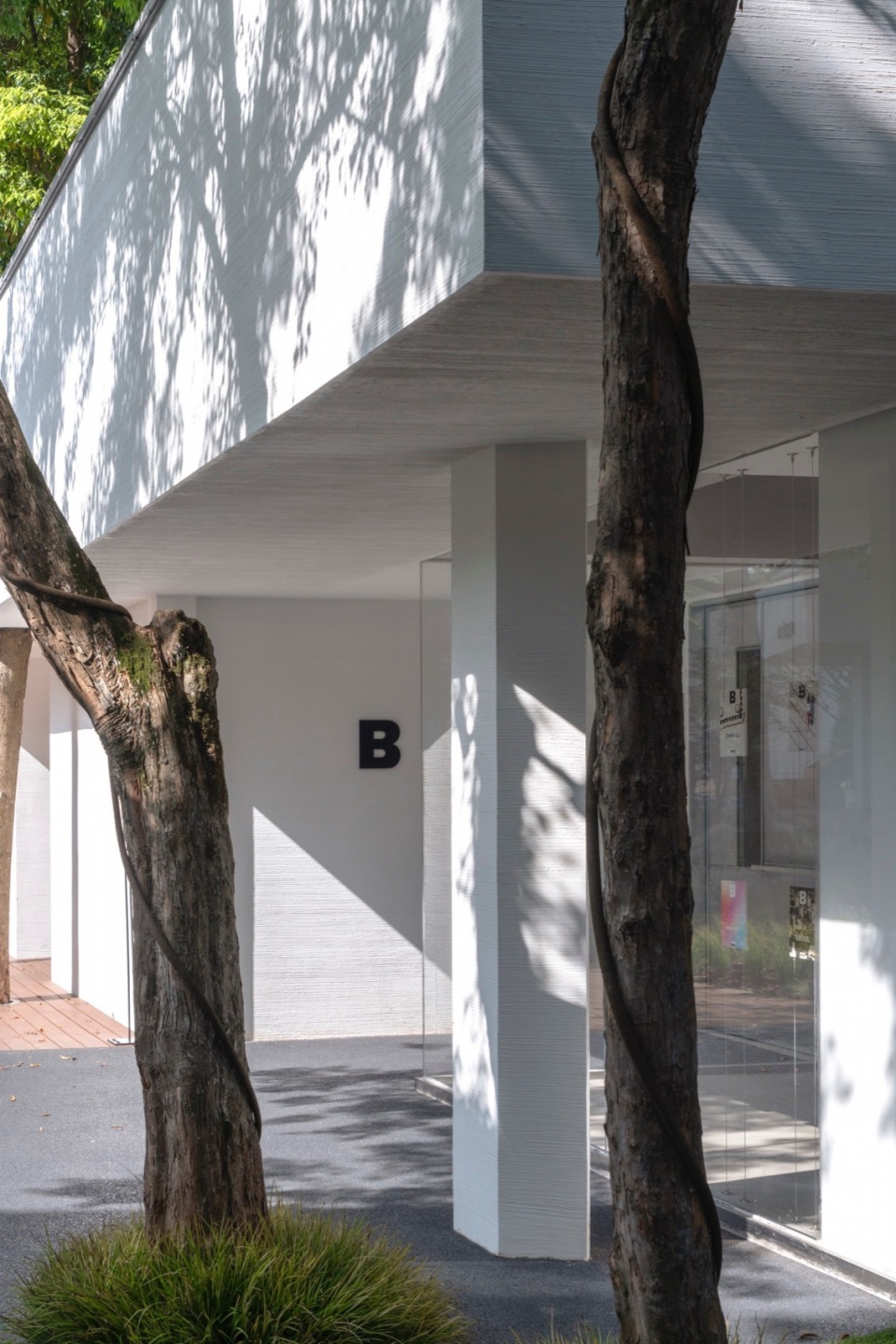 Luxe Lakes CPI SIGHT Art Center China by VARI Design