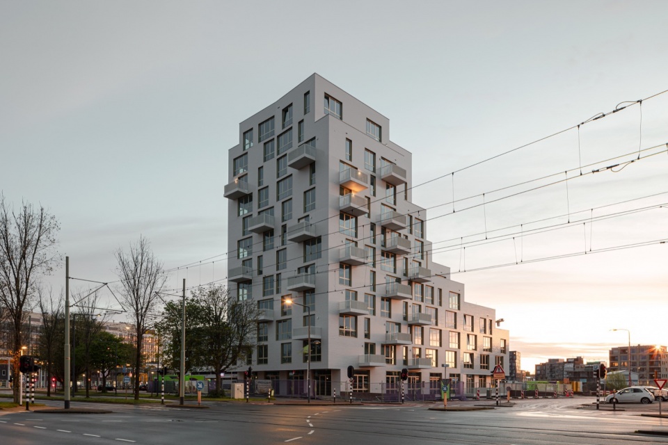 PORSELEINEN HOF by Orange Architects