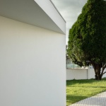 Oliveirinha墓地建筑，葡萄牙 / Sónia Cruz Arquitectura