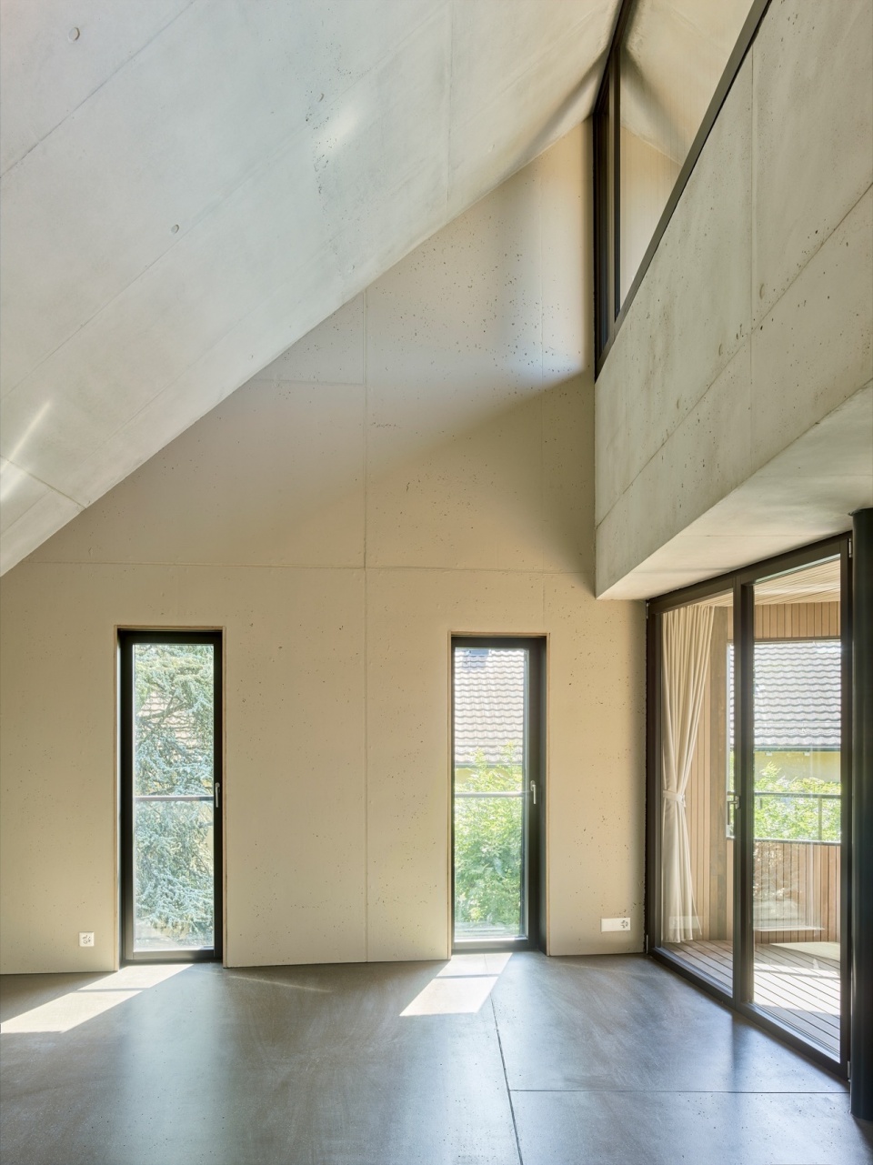 Apartment Building L329 in Zurich Switzerland by Rossetti Wyss Architects