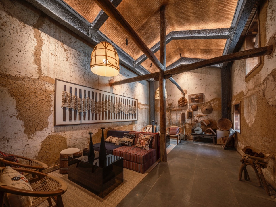 Fuxian Lake Feidatian Village Renovation by VTJZ VDA