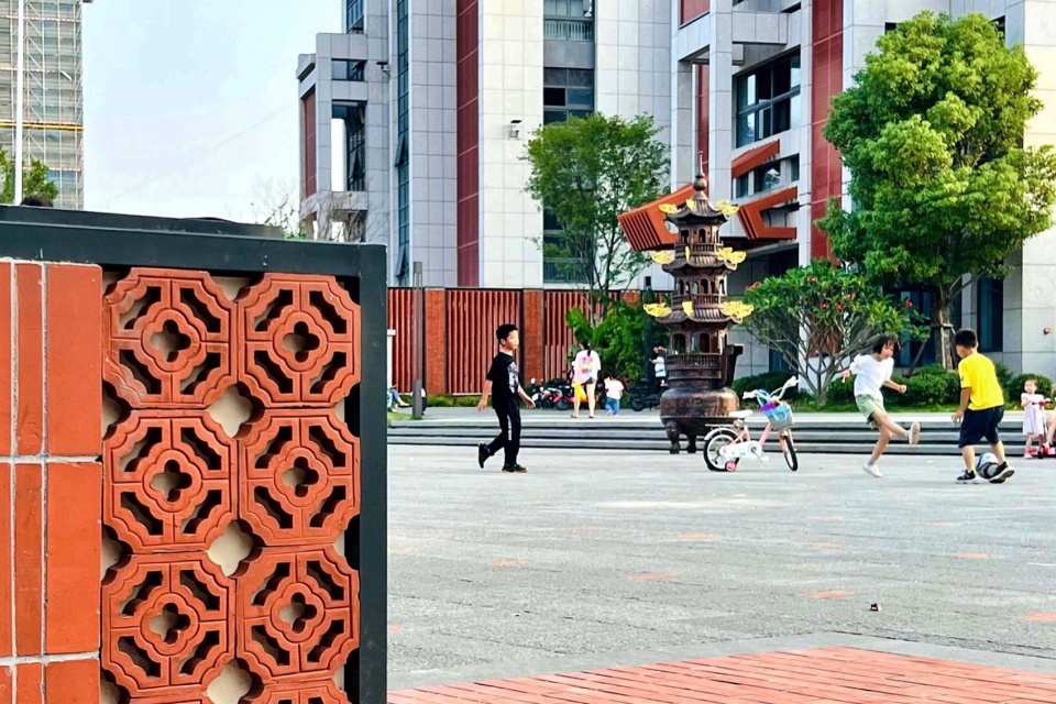 Zhengshun Plaza Landscape Design