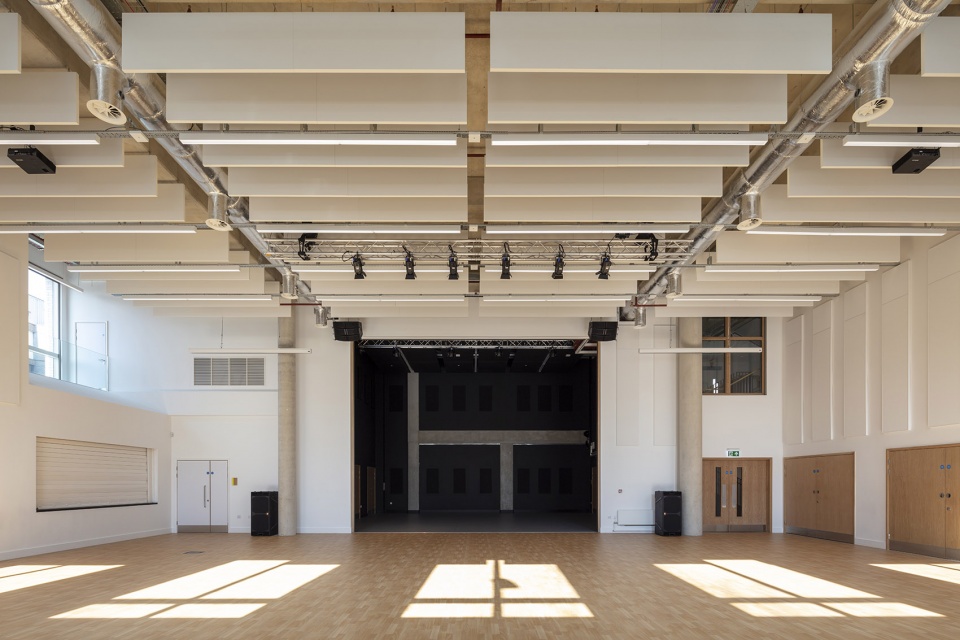 thames christian school battersea chapel by henley halebrown