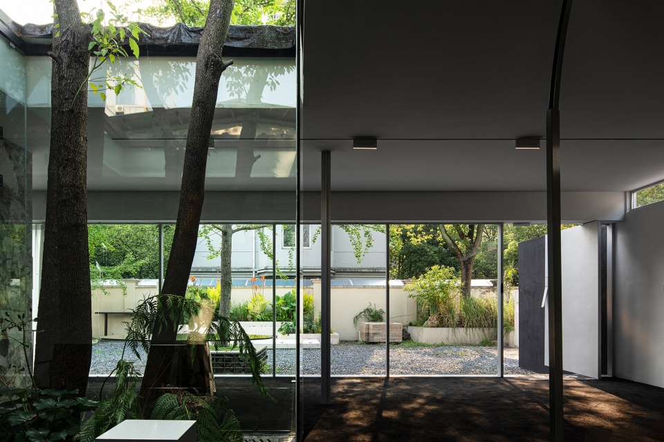 maison joseph flagship store in binjiang by sens architects