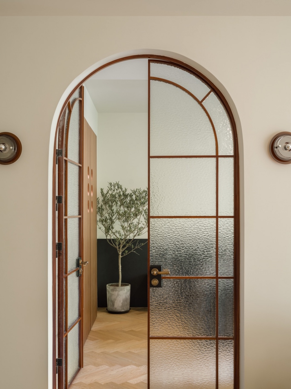 Abu and Muyis Home TSPACE DESIGN studio