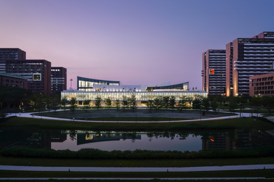 The E5 Cultural Activity Center by Architectural Design Research Institute of SCUT