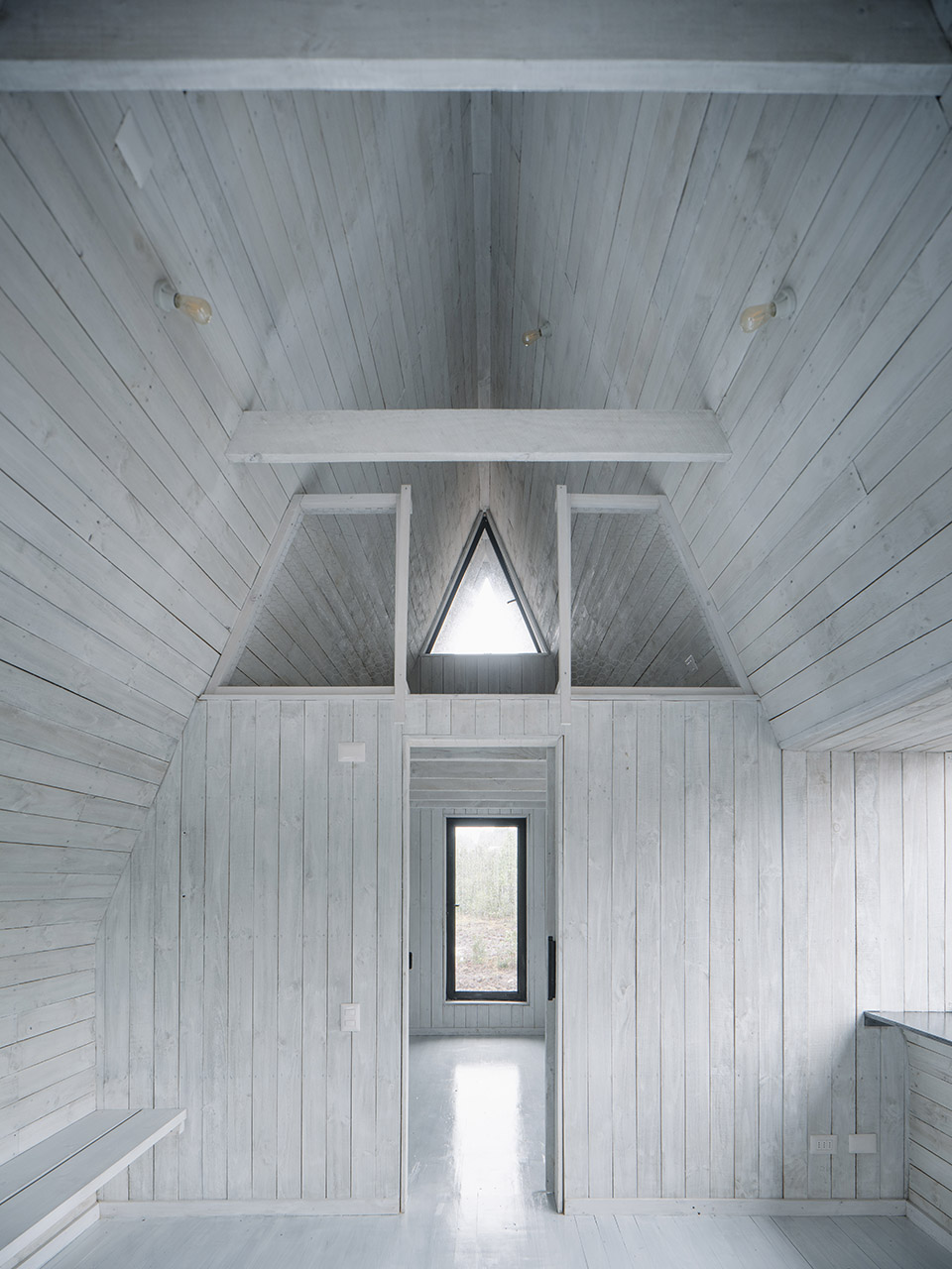 casa aladino by ivan bravo architects