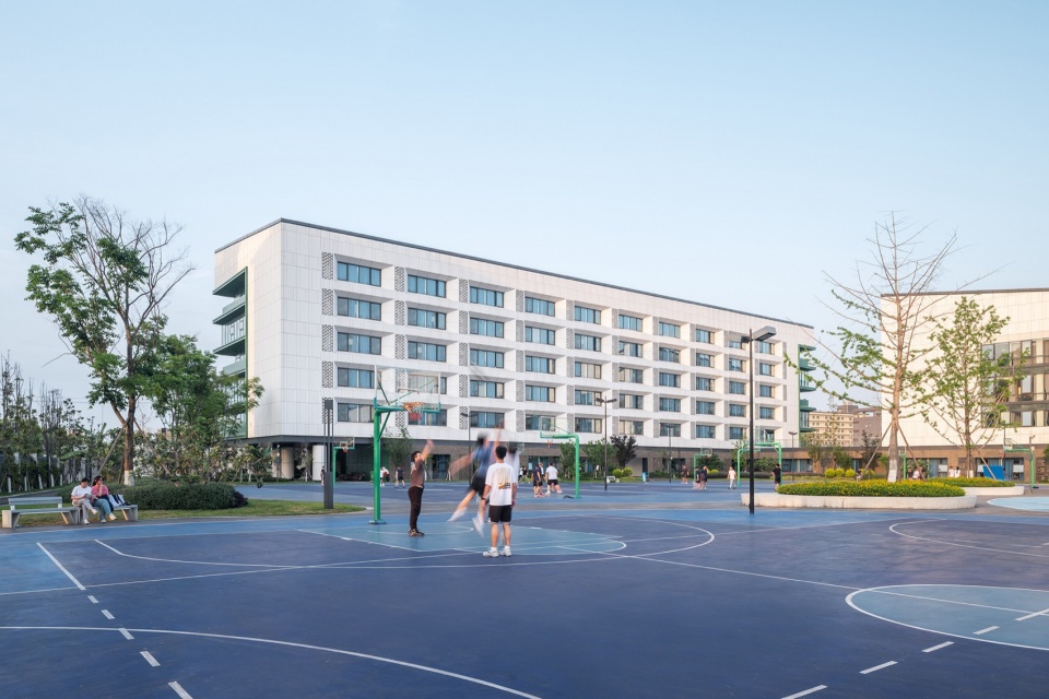 ©PerkinsWill ©STUDIO FANG Chengdu Tianli School