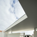 Oliveirinha墓地建筑，葡萄牙 / Sónia Cruz Arquitectura