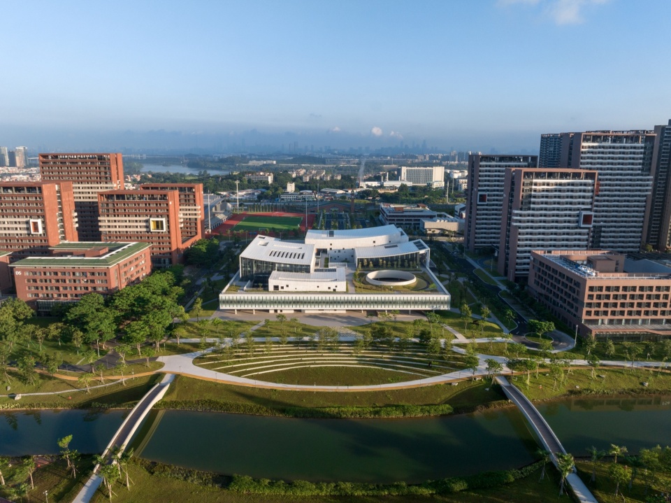 The E5 Cultural Activity Center by Architectural Design Research Institute of SCUT