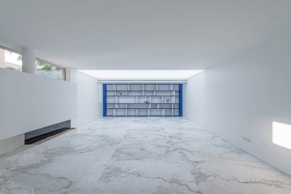 the paakat residence by rooydaad architects