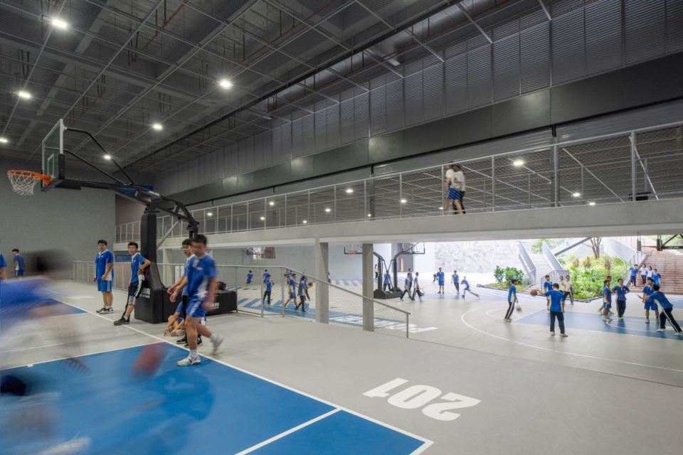 New Sports and Arts Centre of Hongling High School by O office Architects