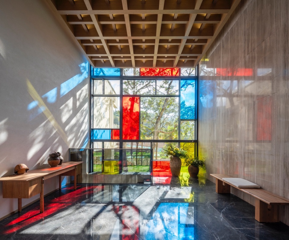 Fuxian Lake Feidatian Village Renovation by VTJZ VDA