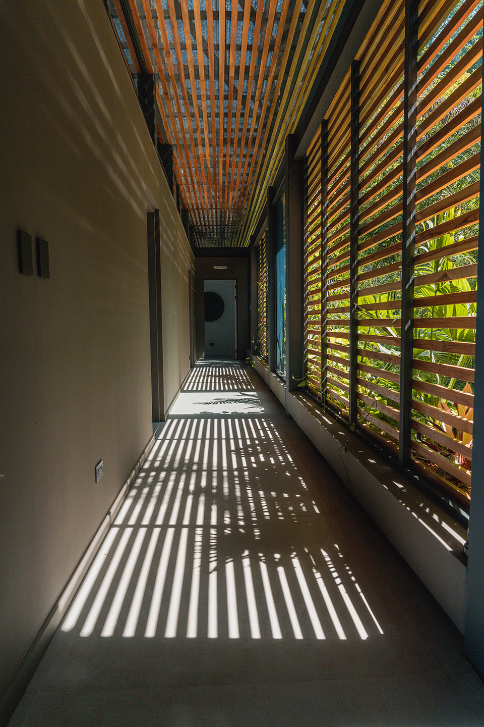 cascada de luz by studio saxe