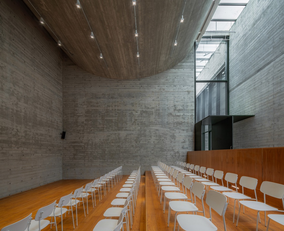 ginkgo gallery by more architecture