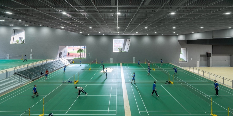 New Sports and Arts Centre of Hongling High School by O office Architects