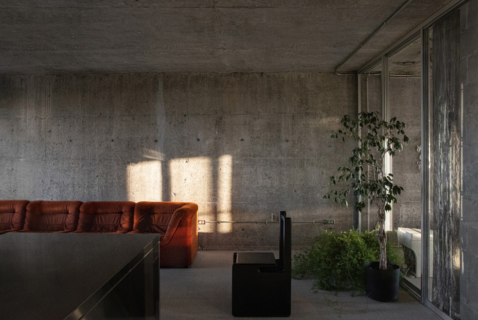 bruj by studio jean verville architectes