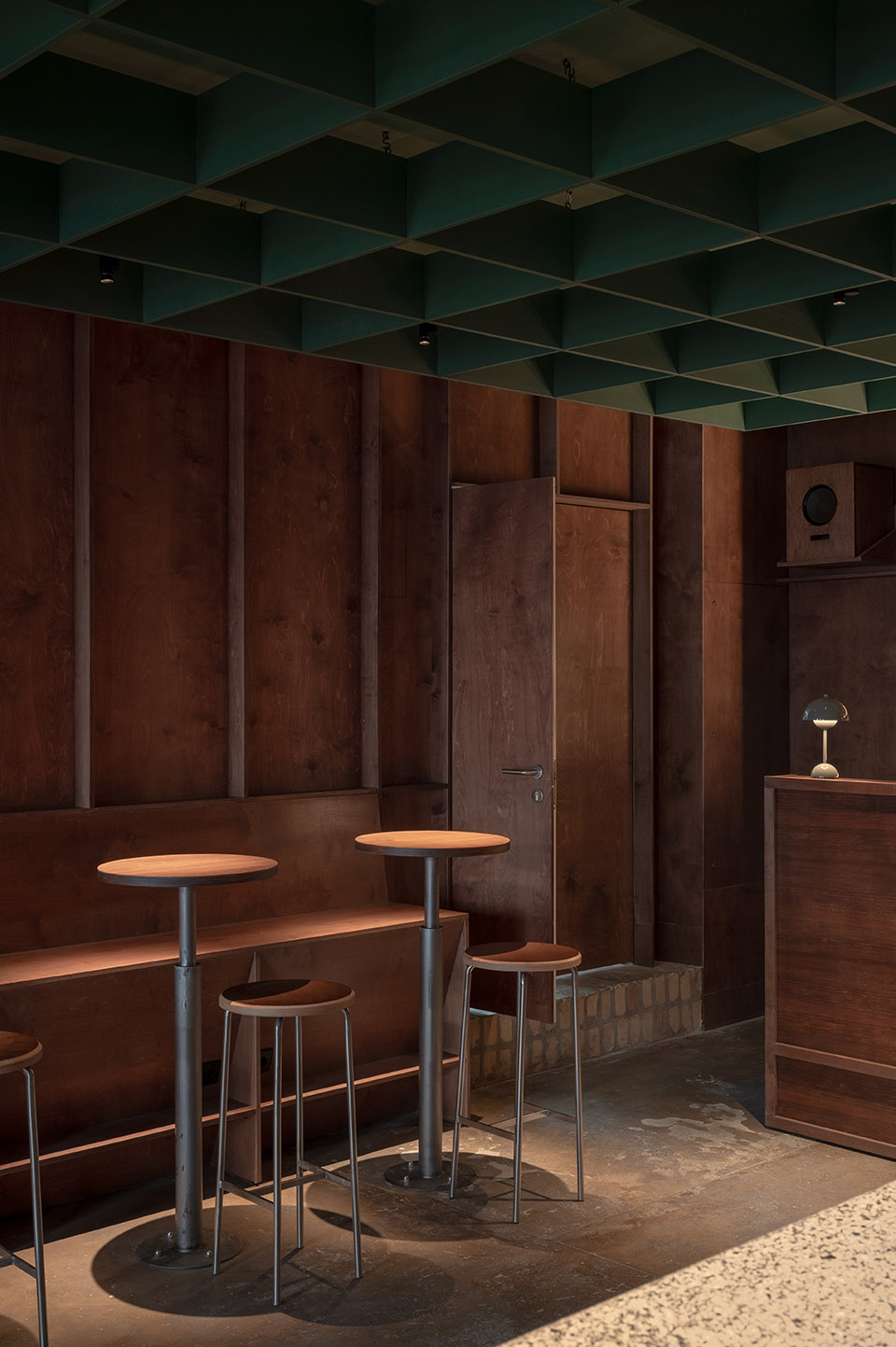 bursa bar by nastia mirzoyan