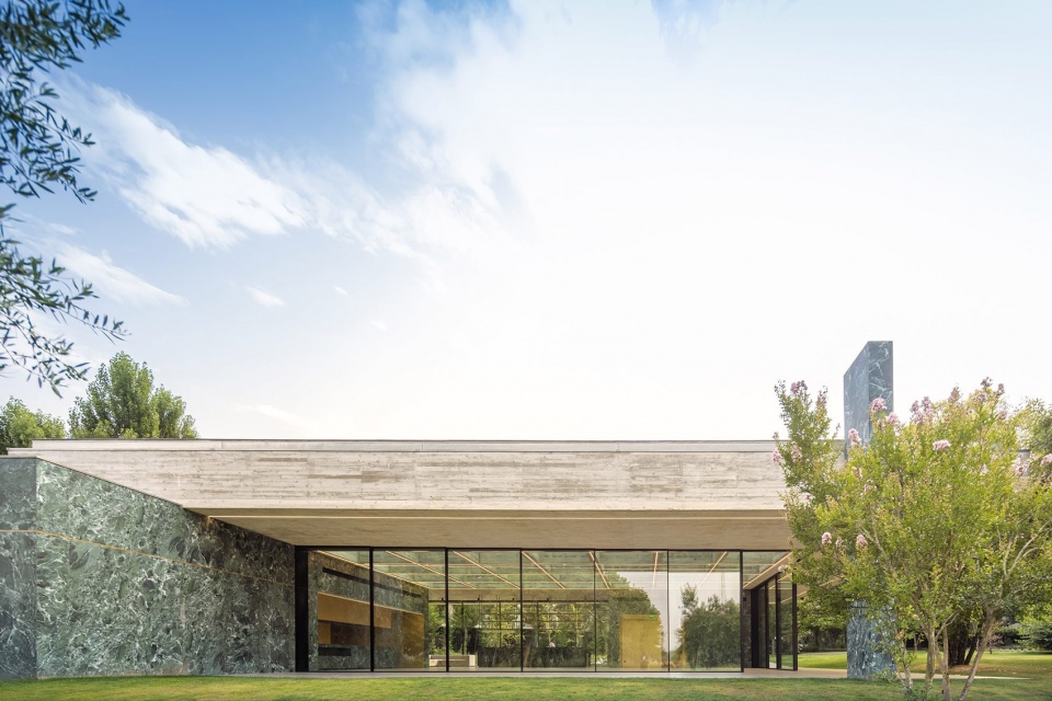 pavilion in the garden by spaceworkers