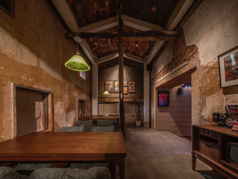 Fuxian Lake Feidatian Village Renovation by VTJZ VDA
