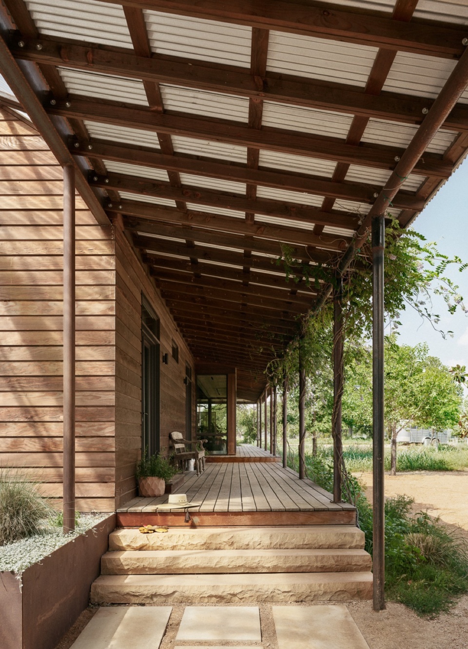 roam ranch by baldridge architects