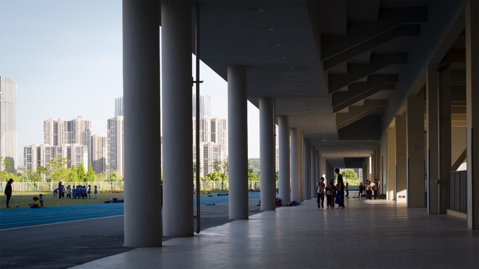 Xianlin Hubei Middle School China by Yanfei Architects