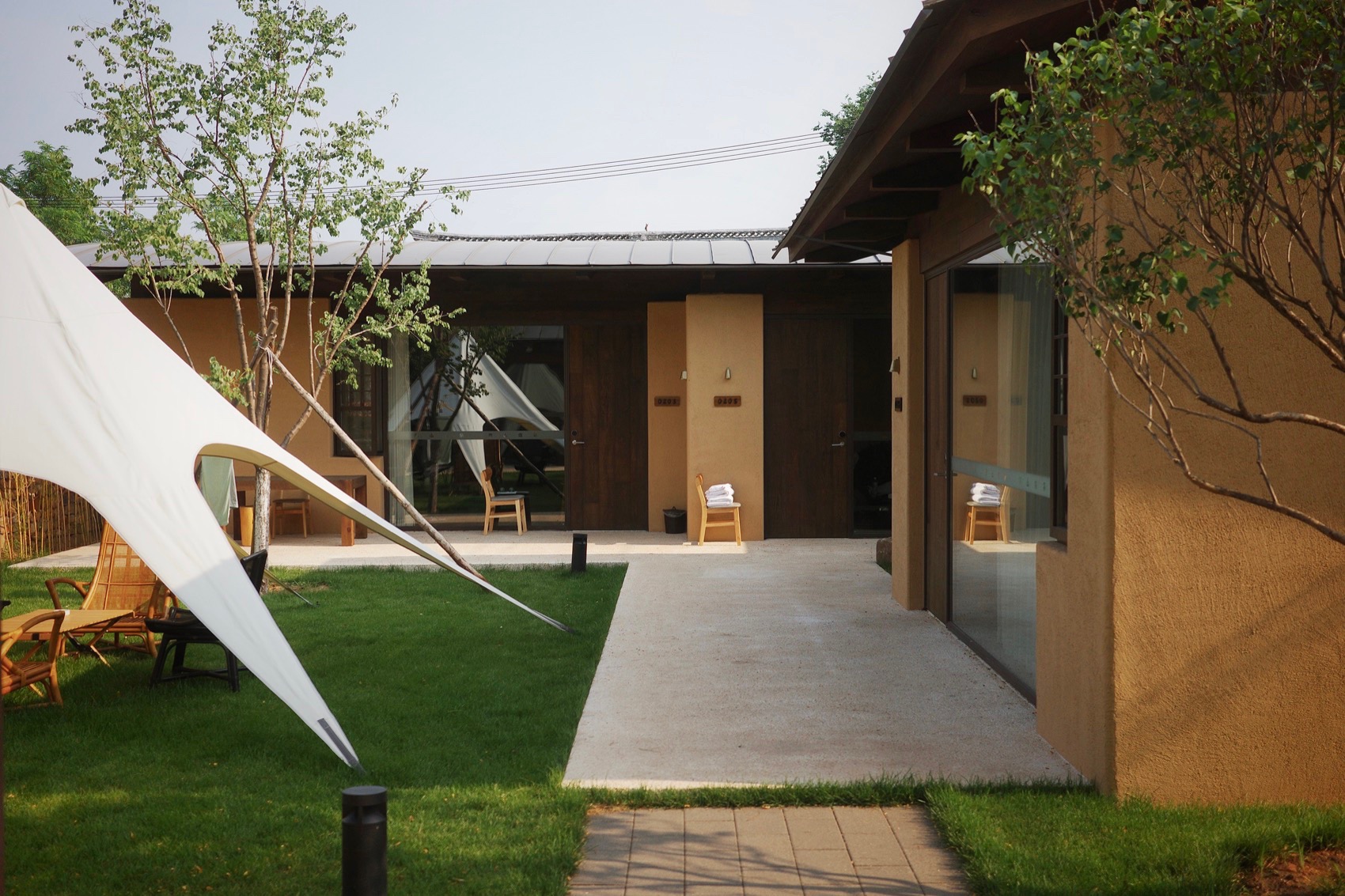No. 2, 4 & 5 of Yanshan Inns by Hangzhou Guantang Interior Design Co ...