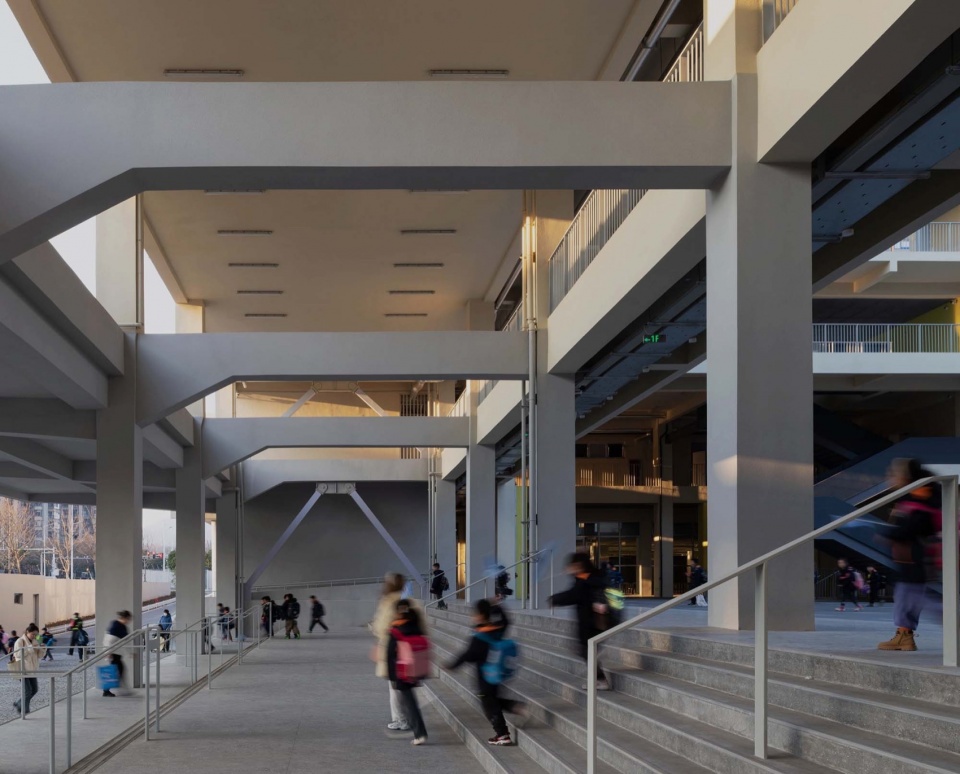 Xianlin Hubei Middle School China by Yanfei Architects