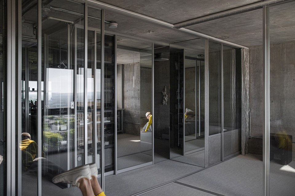 bruj by studio jean verville architectes