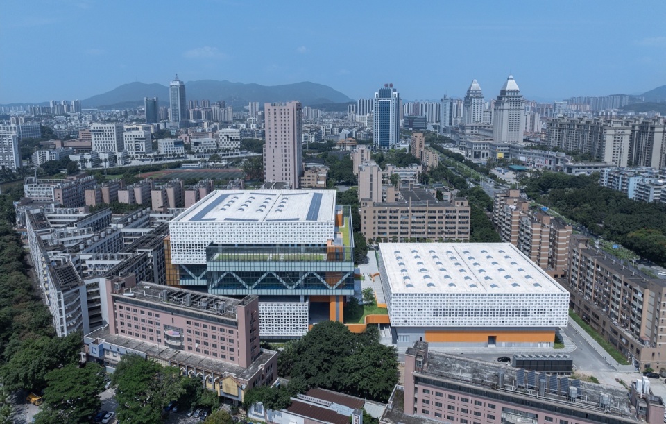 The Wuyi University Comprehensive Gymnasium China by SCAD