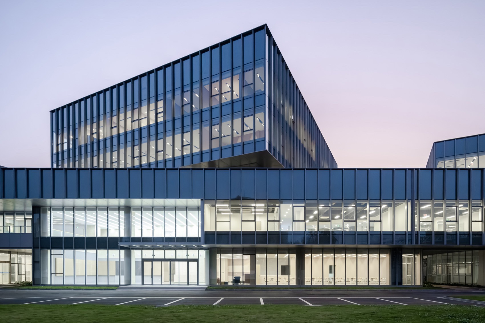 Zhejiang Zhongda Technology Office Complex by BCBD - 谷德设计网