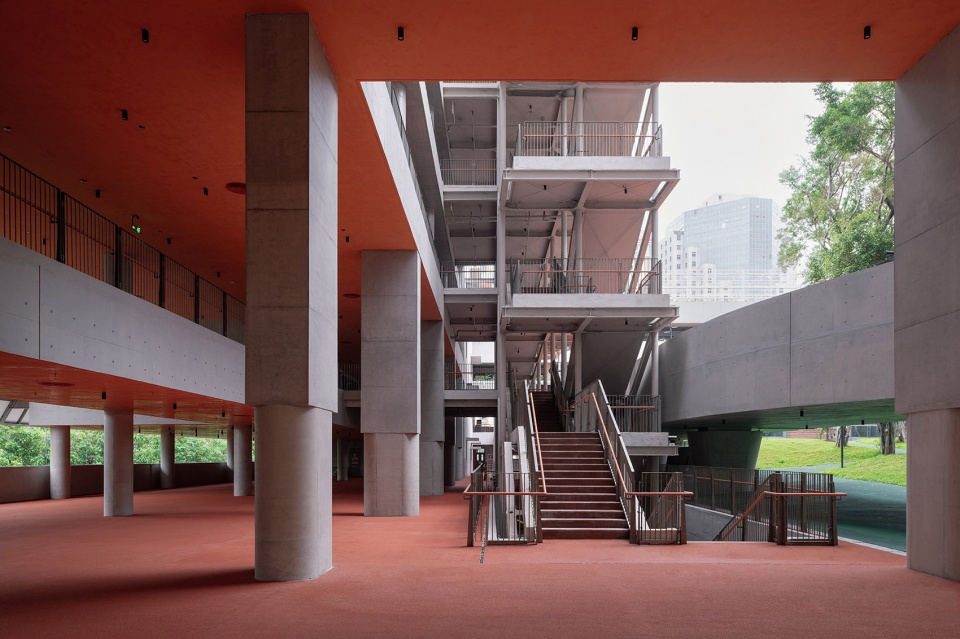 lai yuen foreign language primaray school by vector architect
