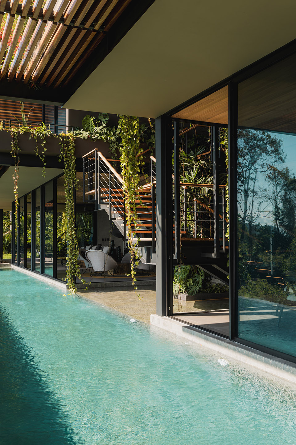 cascada de luz by studio saxe