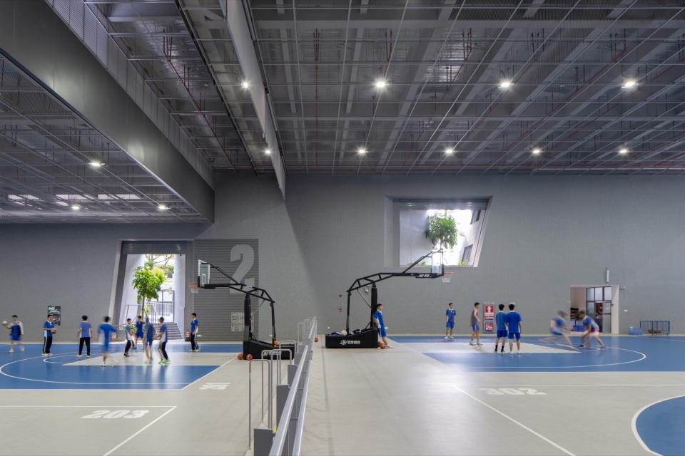 New Sports and Arts Centre of Hongling High School by O office Architects