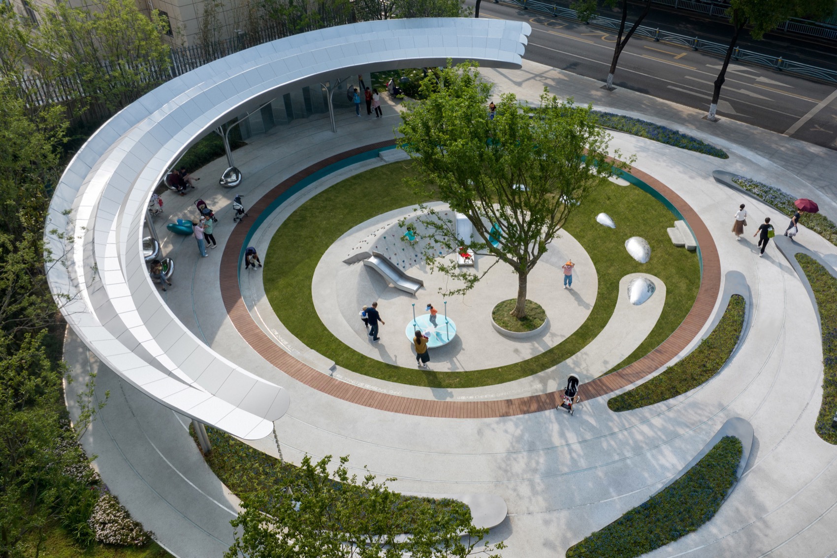 Rotating Water Drop Park by HID Landscape Architecture - 谷德设计网