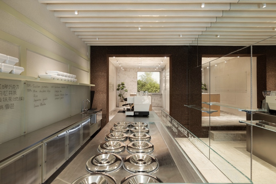 Carrie Li wooom studio