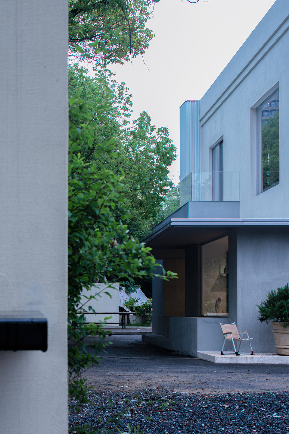 maison joseph flagship store in binjiang by sens architects