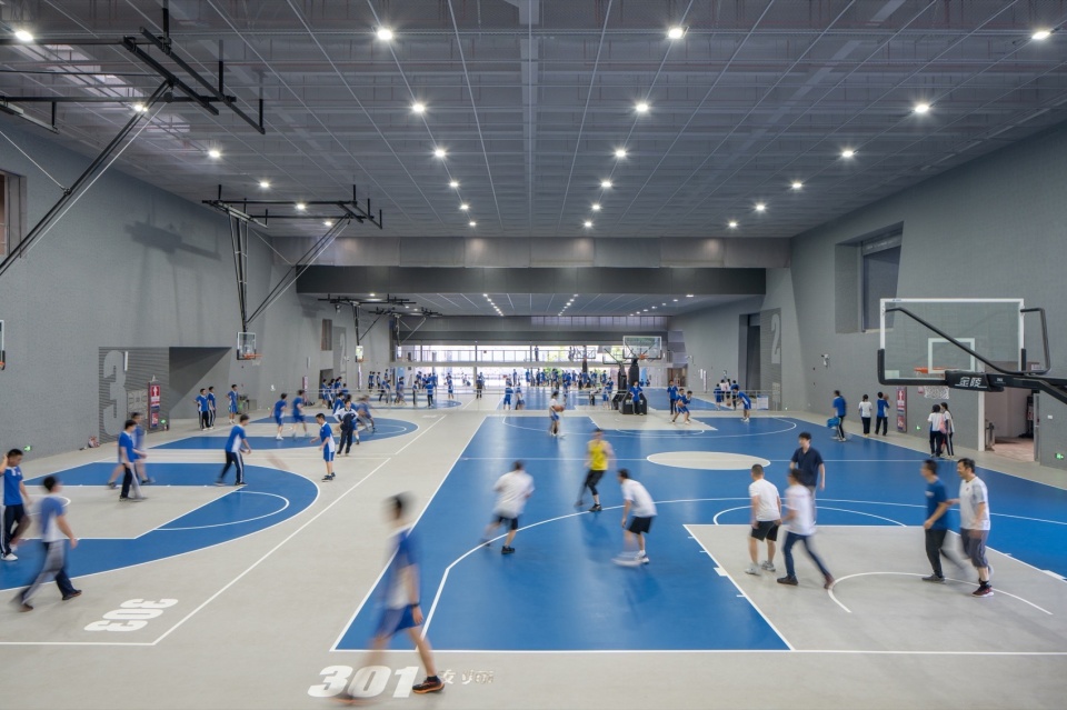 New Sports and Arts Centre of Hongling High School by O office Architects