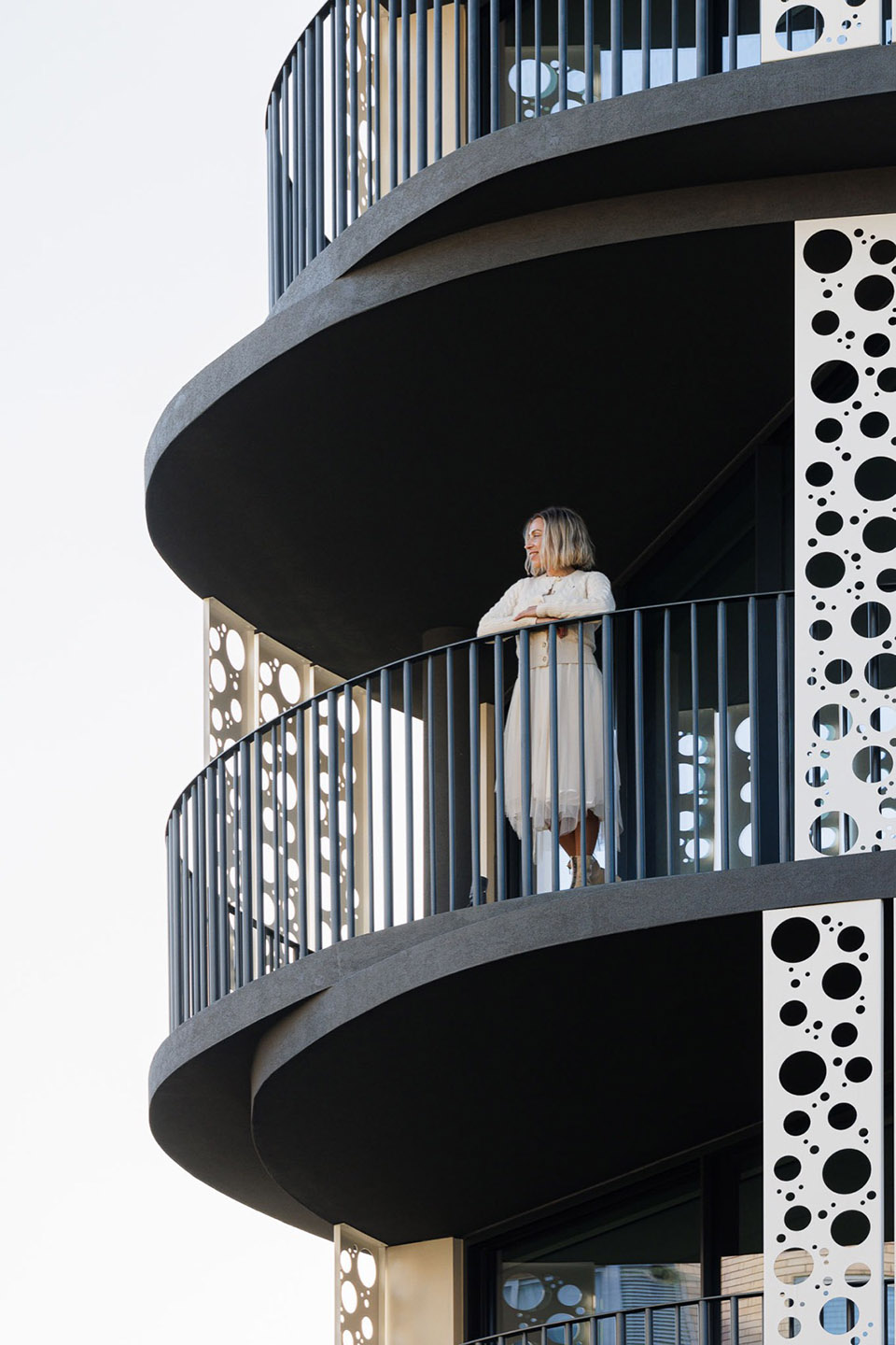 Sense Building Design Sense 100 Building by Sandra Micaela Casinha architects - 谷德设计网