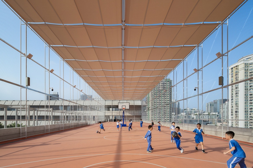 lai yuen foreign language primaray school by vector architect
