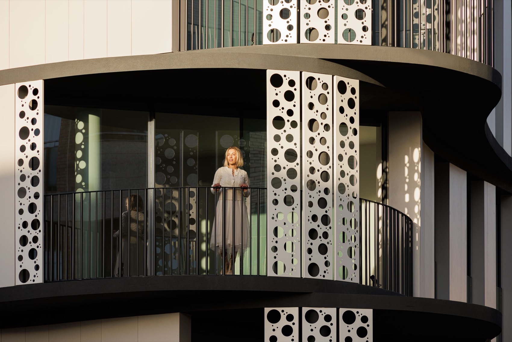 Sense Building Design Sense 100 Building by Sandra Micaela Casinha architects - 谷德设计网