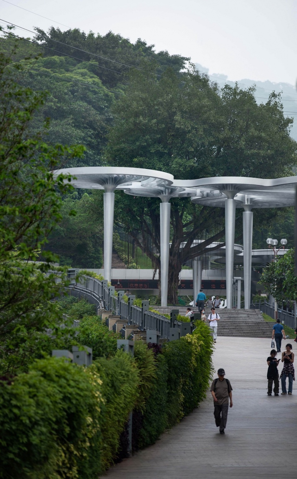 山门云伞 yunshan road south distribution square of baiyun mountain