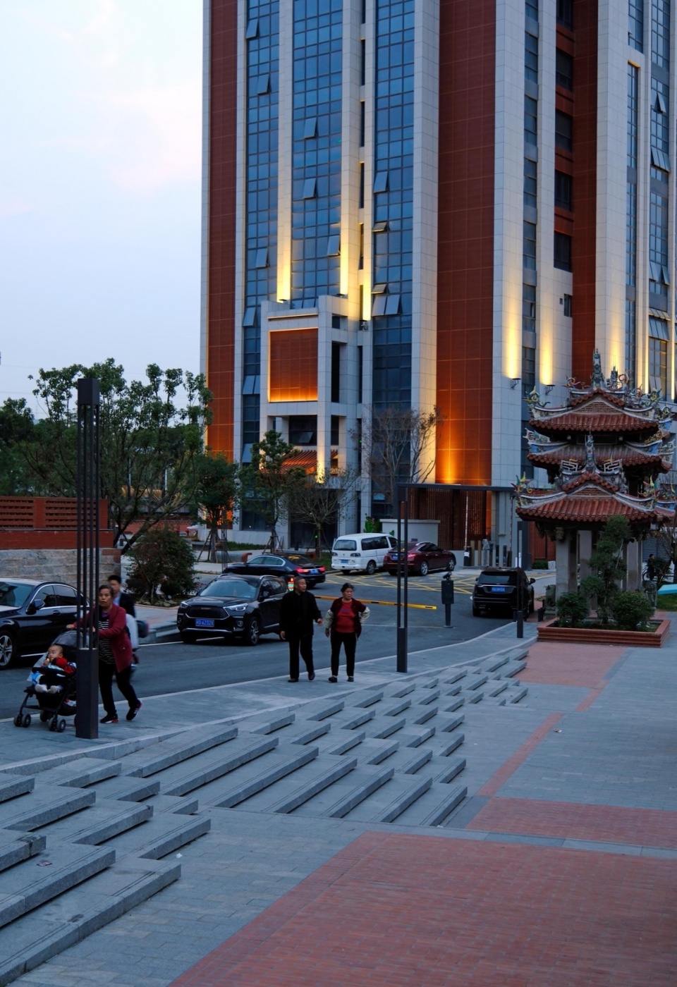 Zhengshun Plaza Landscape Design