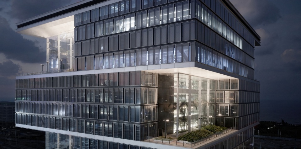 Hainan Energy Trading Building ©MLee Studio