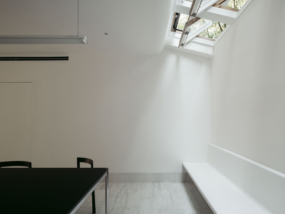 BF meetingdining area hongqing office renovation by atelier siyu