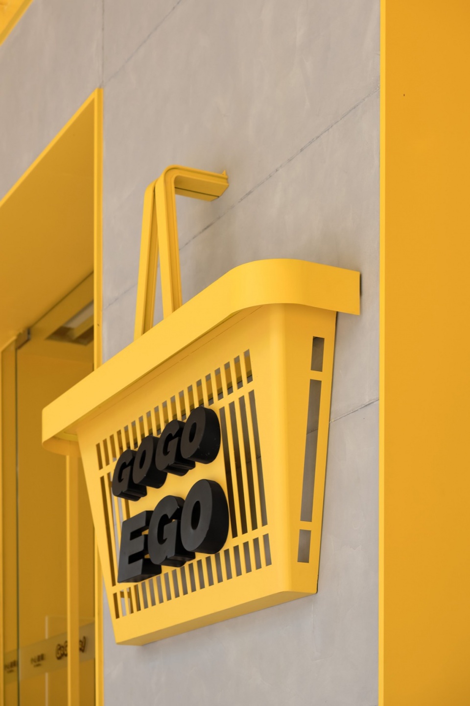 © Ray gogoego trend supermarket by wing design