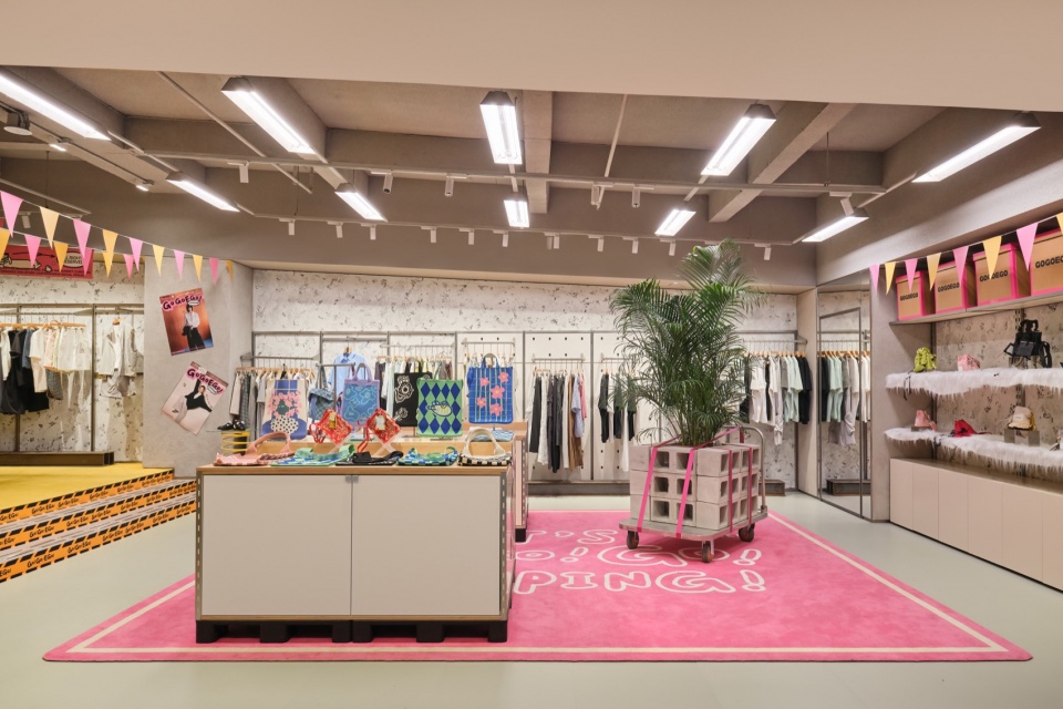 © Ray gogoego trend supermarket by wing design