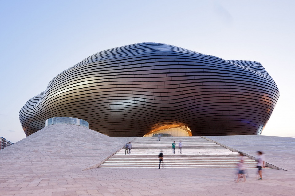 MAD 05025 Ordos Museum p 000 dayview by Iwan Baan