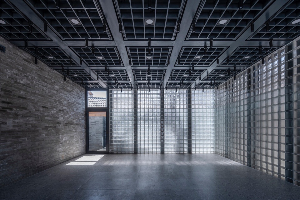 exhibition hall 01 photograph by Jin Weiqi