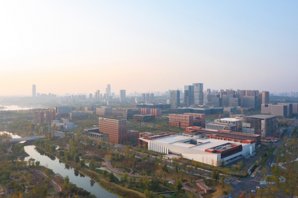 Chengdu Tianfu Xinglong Lake Laboratory by Rong Zhaohui Studio ZRADI Mind Studio